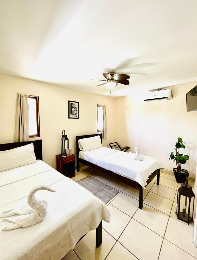 Hotel La Estacion سان خوان ديل سور المظهر الخارجي الصورة